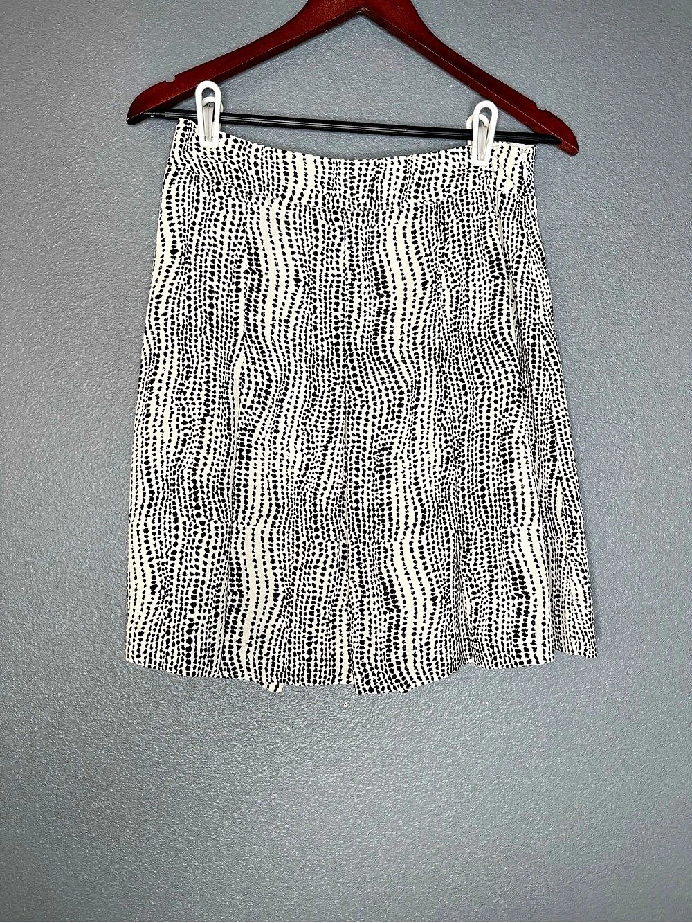 Anne Klein Pleated A Line Skirt Womens Black White Dot Print Workwear